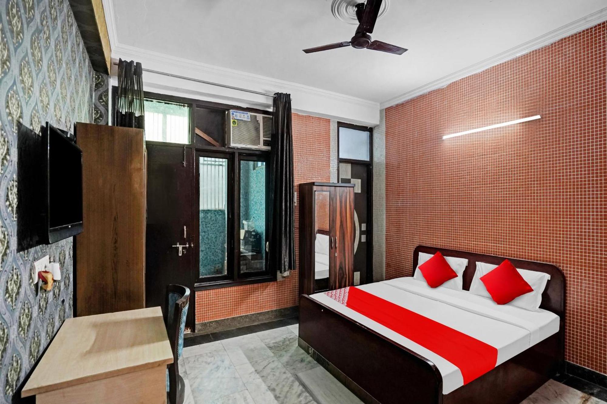 Hotel O Park View Noida Zewnętrze zdjęcie