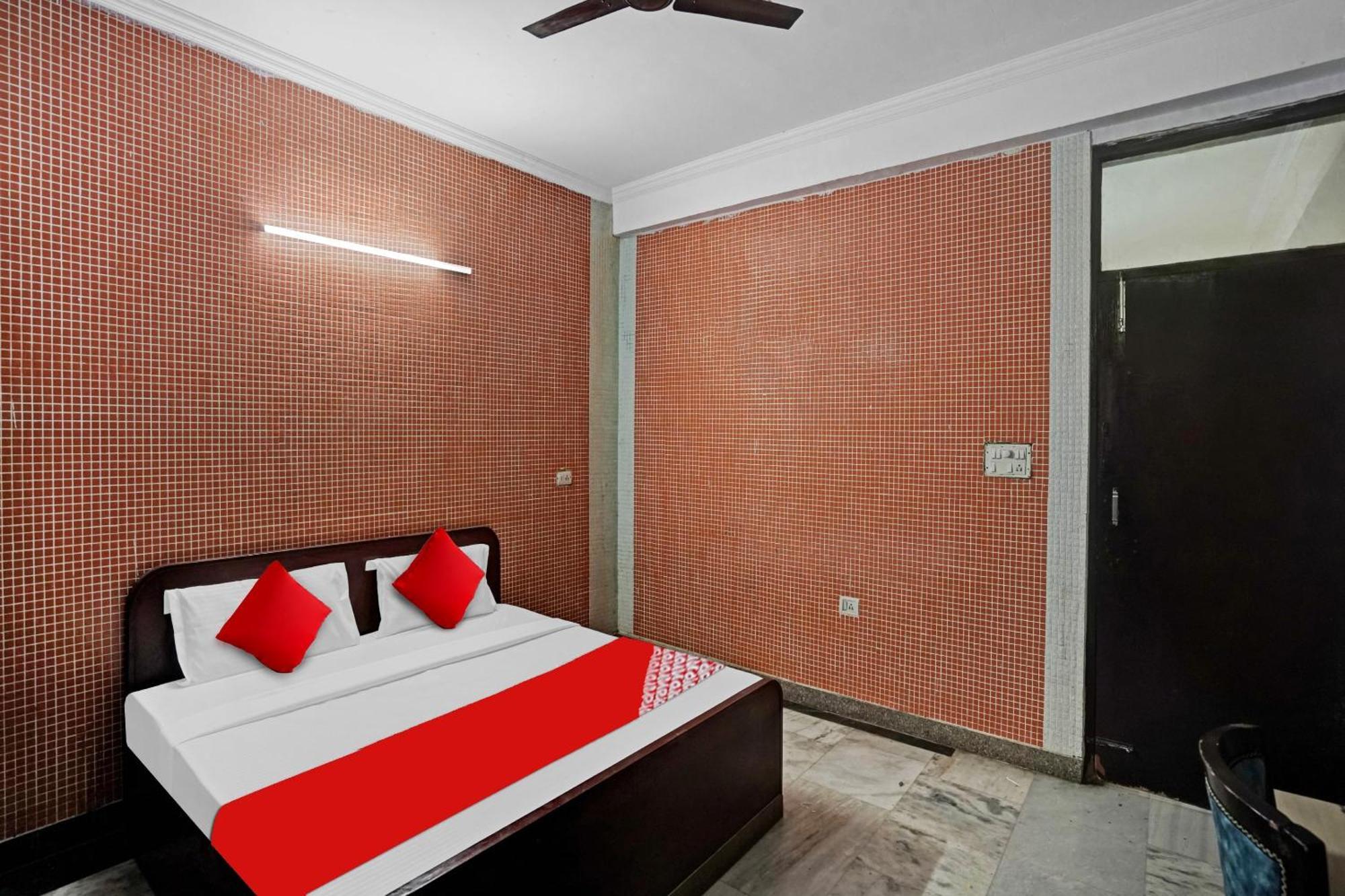 Hotel O Park View Noida Zewnętrze zdjęcie